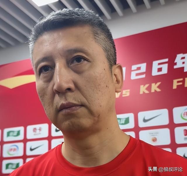 53岁大妈和37岁男人再婚，大妈哭诉：他太年轻，我吃不消