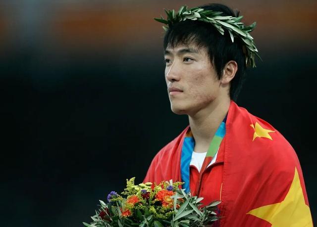 唏嘘！前英超冠军连英甲都混不下去了 主帅与球迷互喷：我们踢得挺好