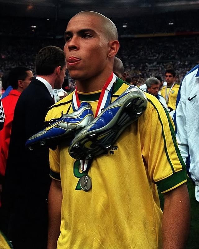 热雪奇迹携手BURTON、蛋壳体育探索冰雪产业发展新路径