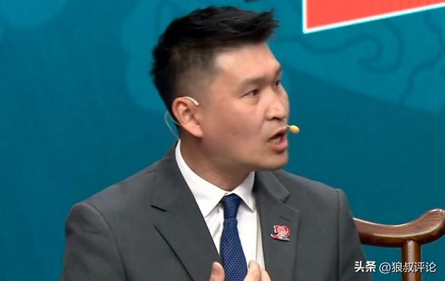 马宁留任世界杯淘汰赛！中国裁判再破局，这次能吹主裁吗？