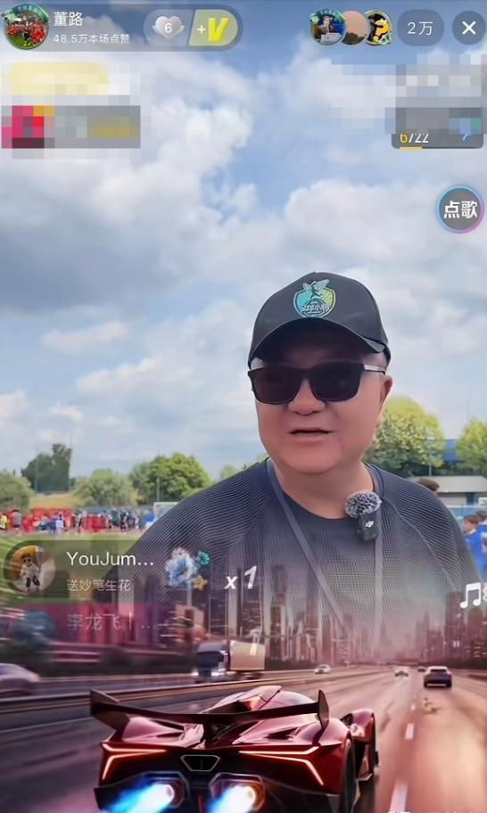 当红明星“脖子前倾”冲上热搜,医生紧急提醒→