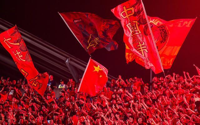 刘圣书/谭宁获得中国羽毛球公开赛女双冠军