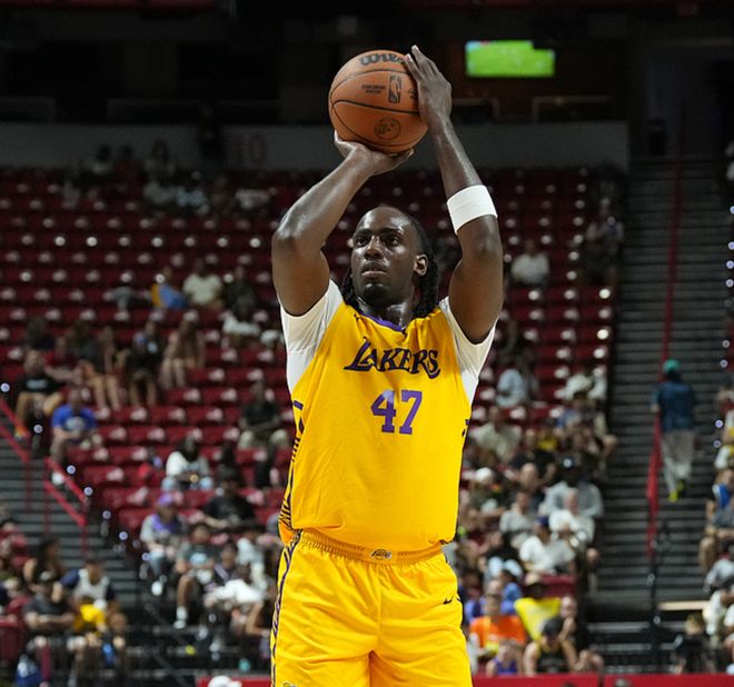NBA夏联:郭昊文DNP国王三分准绝杀篮网 7号秀25分杰明23+7