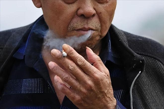 曝皇马球迷将狂嘘姆巴佩！疑与穆帅对着干 记者：他可能在明夏离队