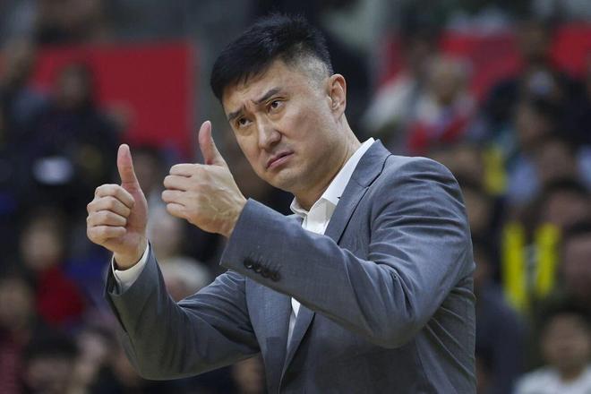 皇马门神库尔图瓦大腿肌肉撕裂，恐无缘战拜仁