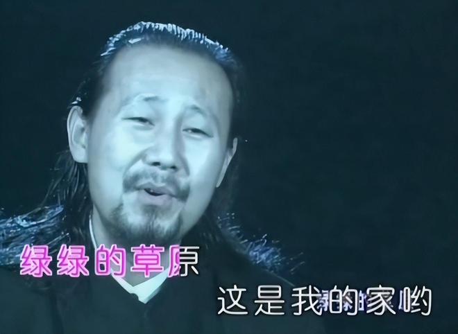 郑钦文止步温网首轮 0比2不敌西尼亚科娃