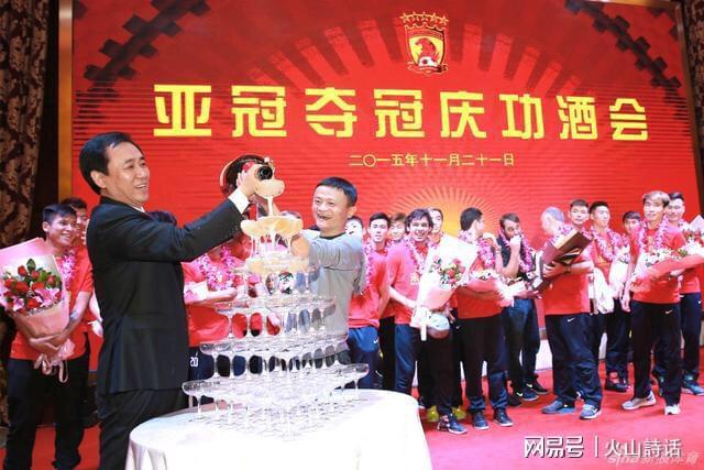 皇马一夜两笔官宣！西班牙双星同时加盟富勒姆 转会费总计5200万