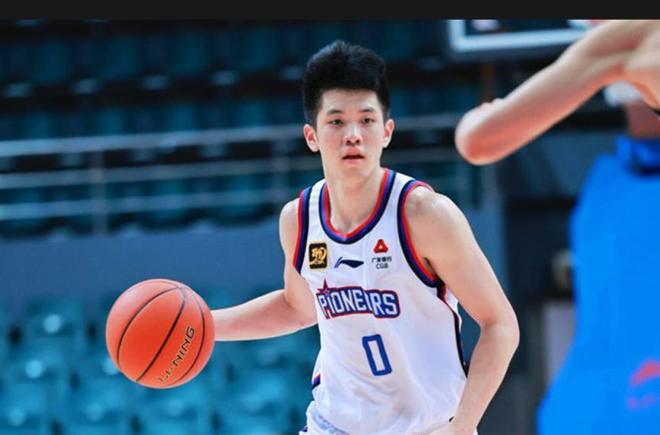 库里发文祝贺前助教布朗：尼克斯53年首冠背后的师徒情