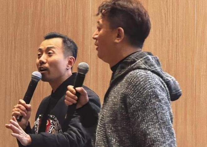 上瘾了？去年挖角湖人，今年又来挖，和湖人有多大仇啊！